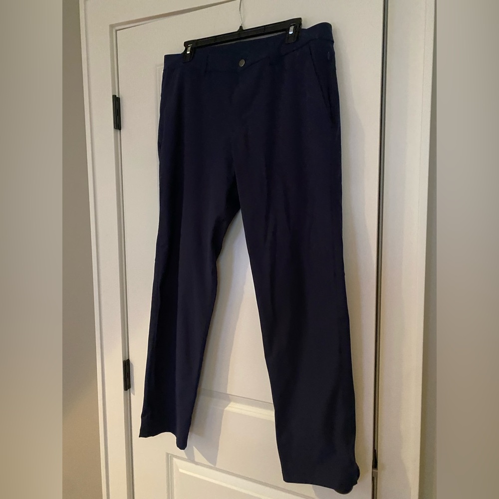 Men’s Lululemon trouser size 34